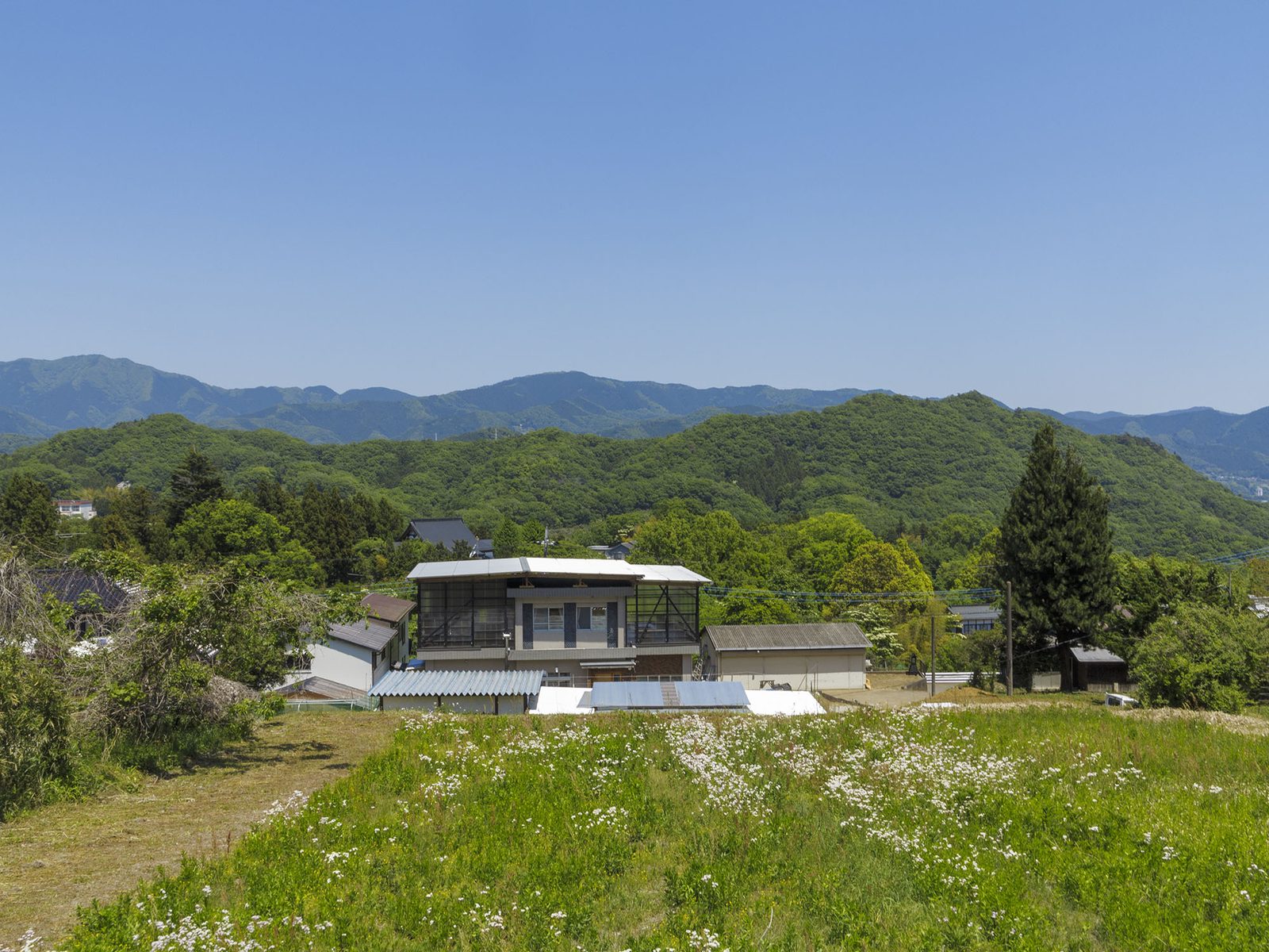 藤野倶楽部・新無形の家（里山に建つ宿）